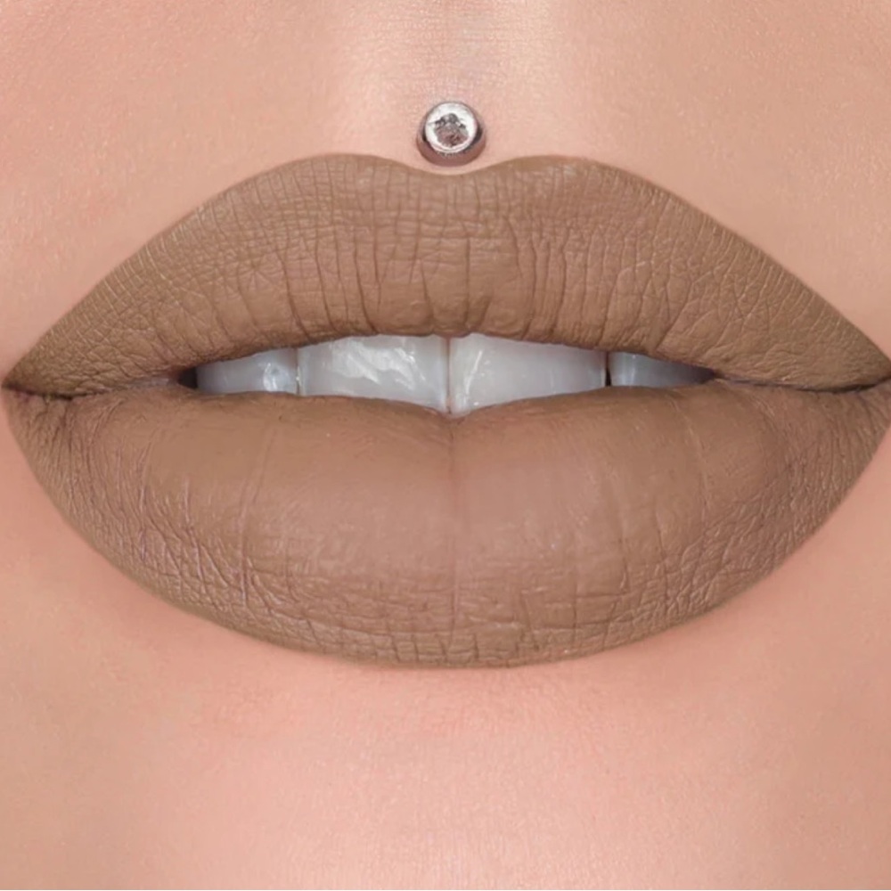 Jeffree Star Velour Liquid Lipstick Gated Community